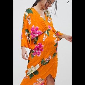 Asos Design Maternity kimono midi dress in floral!